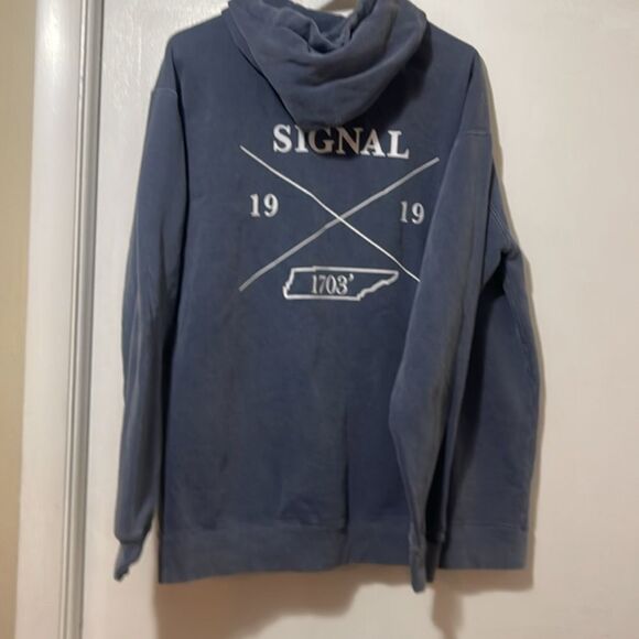 Elevated living hoodie large - Picture 6 of 6